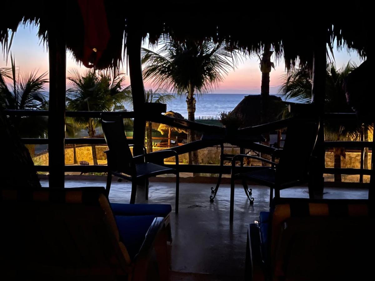 Beach Guesthouse Holbox Apartments & Suites Ngoại thất bức ảnh